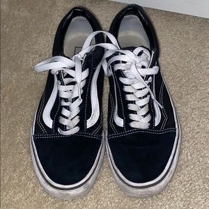 Black old skool skate low tops